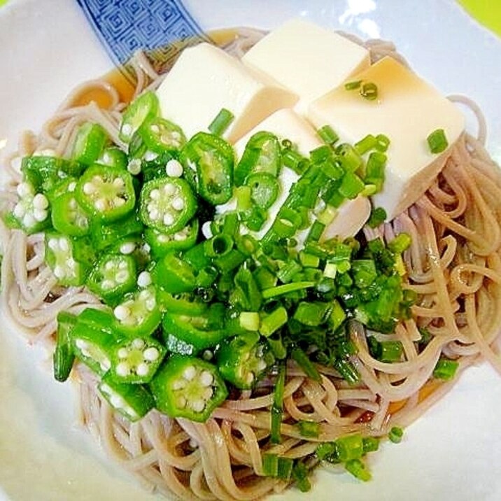 豆腐とオクラの冷やし蕎麦